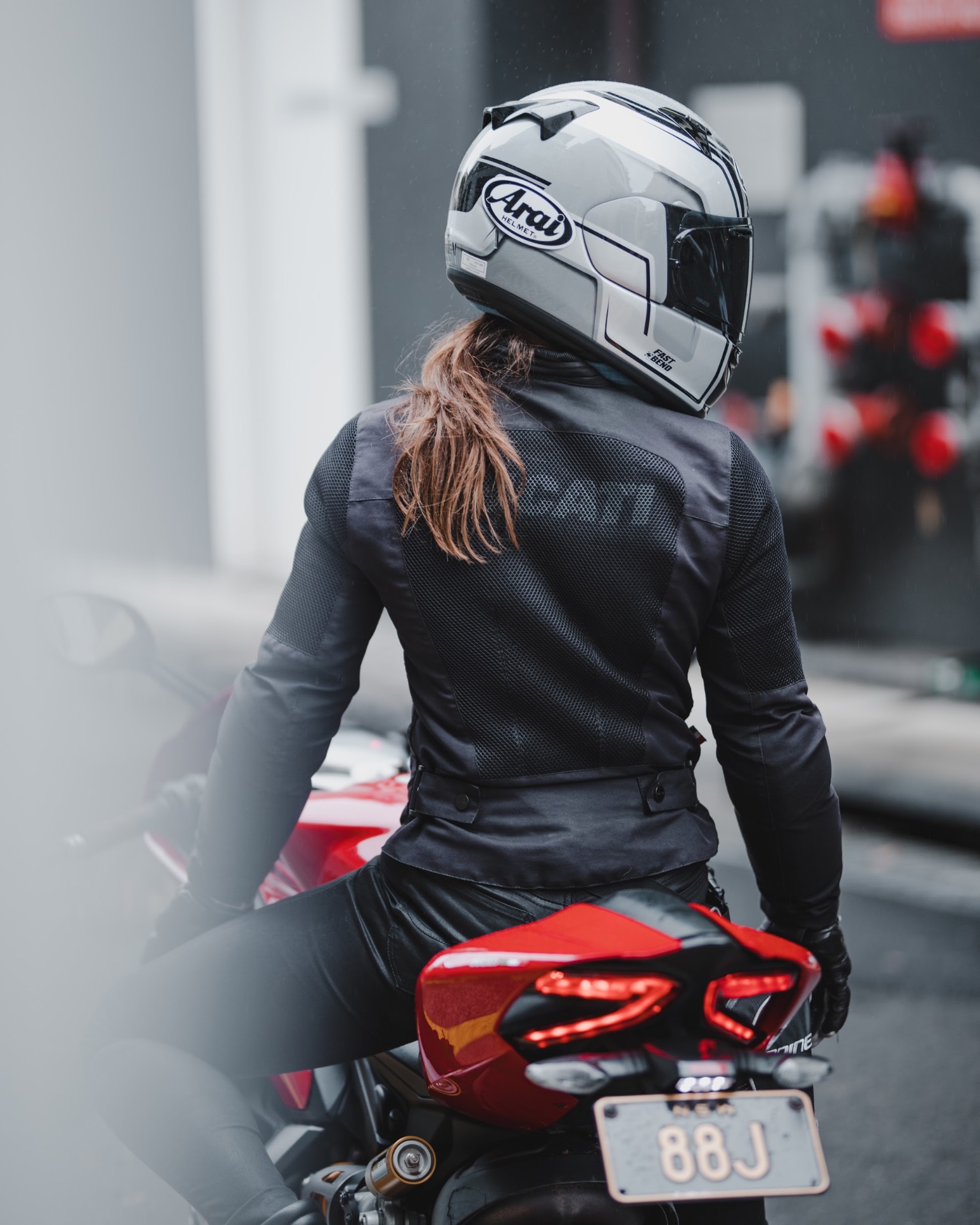 Arai · Rear View